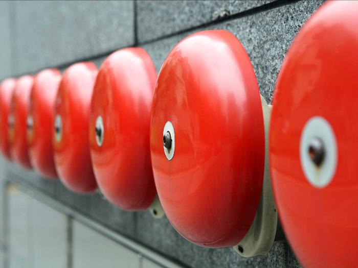 Система оповещения и управления эвакуацией